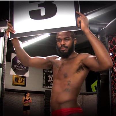 jon-jones-ring-girl.jpg